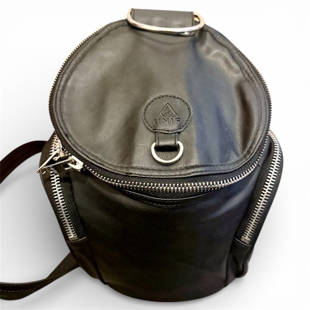 UNIF Namesake Backpack - Picture 3 of 6